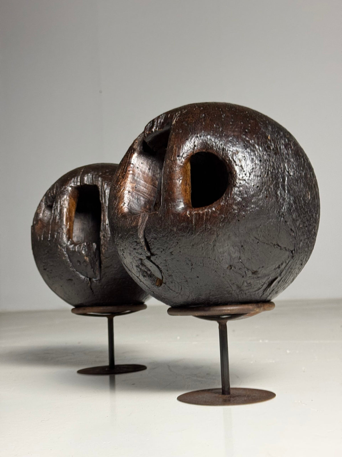 Pair of 18th Century Wooden Bowling Balls on Stand, photo 1