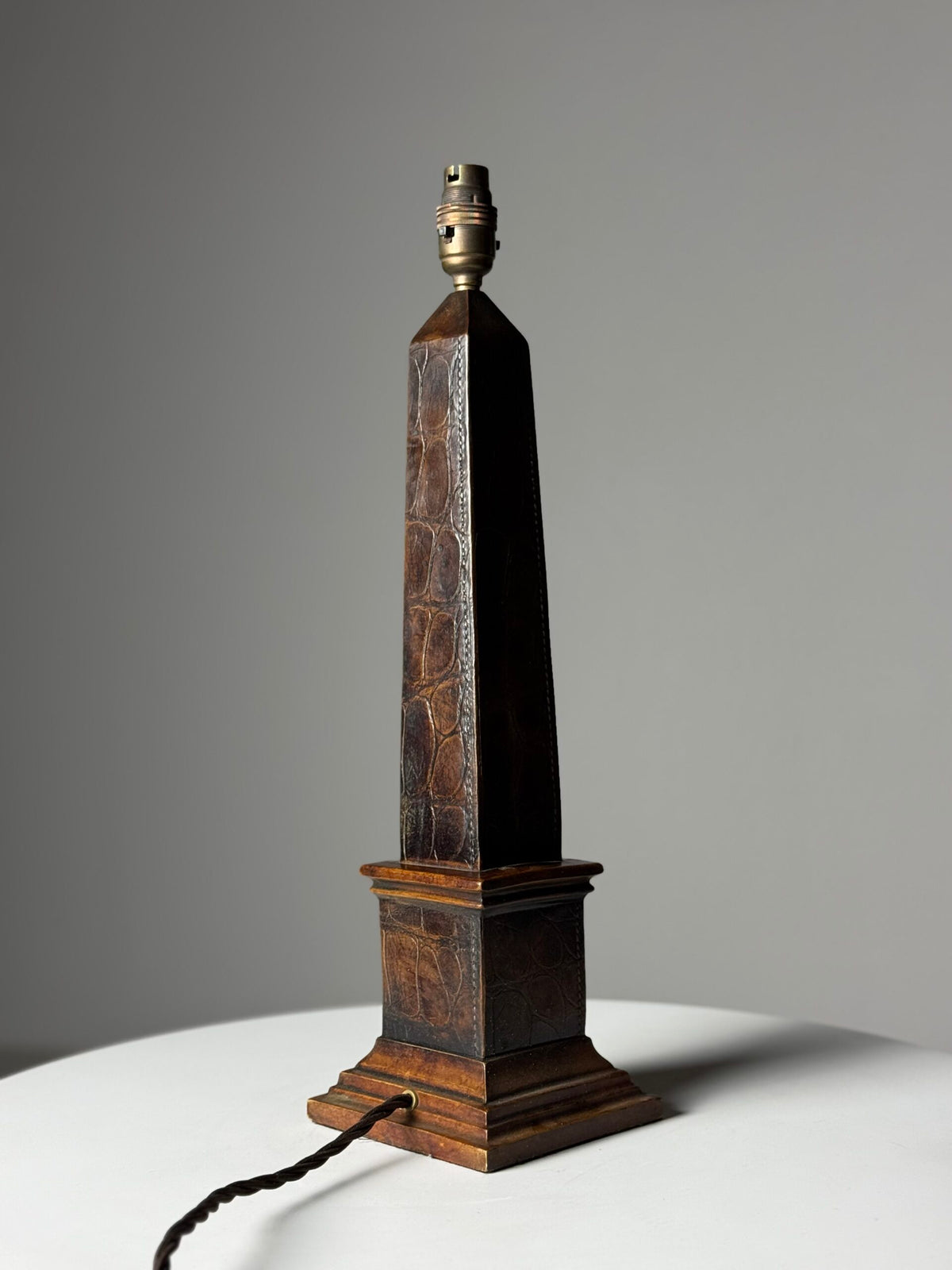Classical Leather Covered Obelisk Lamp Base, Late 20th Century, photo 1