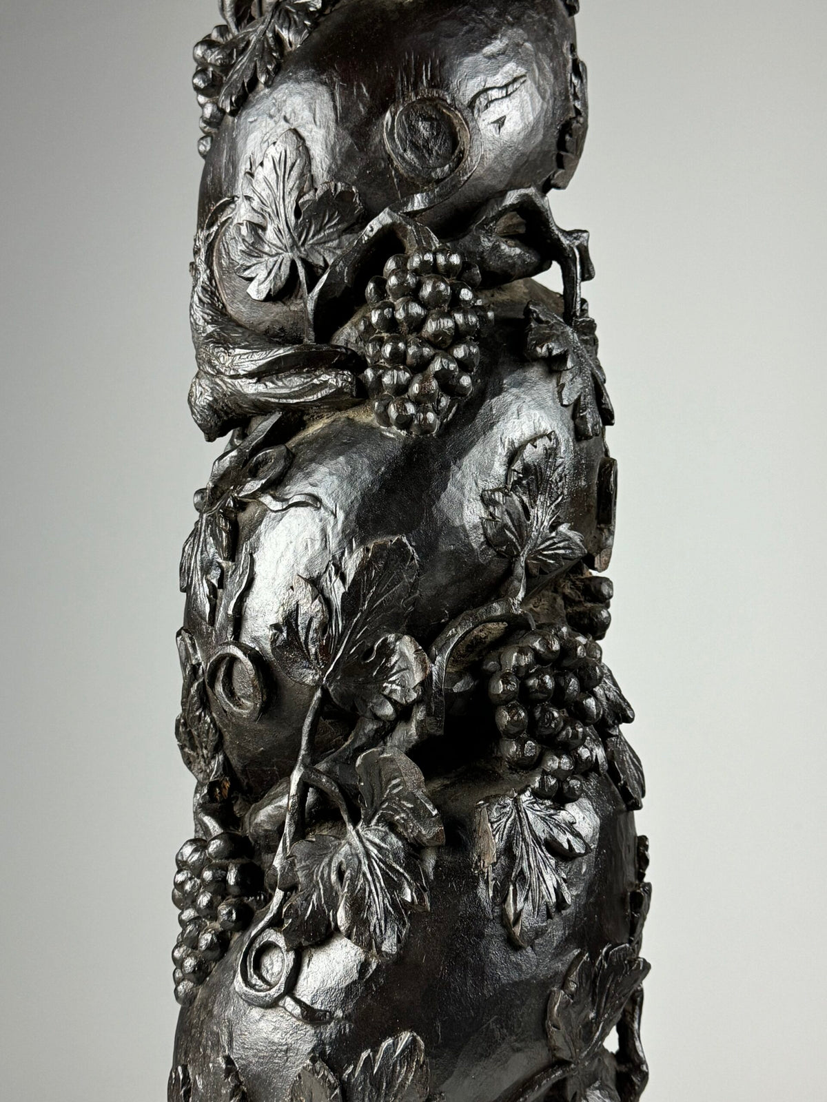 French Hand Carved Column Fragment from an Altar, 18th Century, photo 13