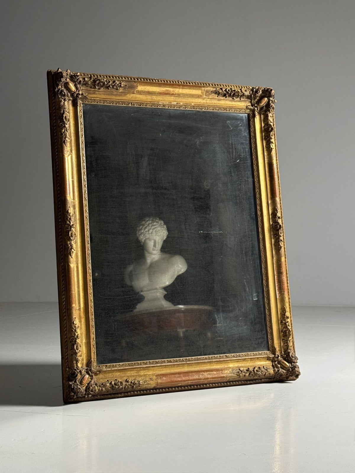 French Gilt Mirror with Weathered Glass, 19th Century, photo 1
