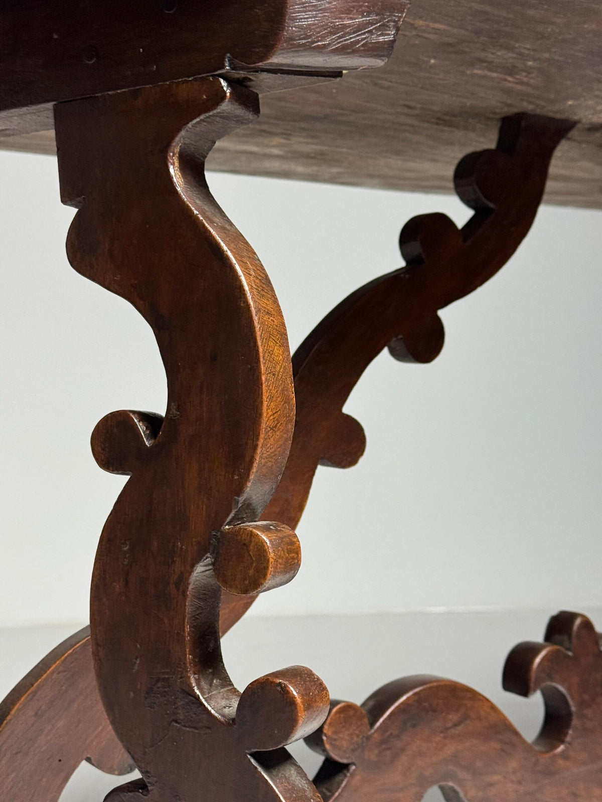Pair of Italian Walnut Demi Lune Console Tables, 18th Century, photo 29