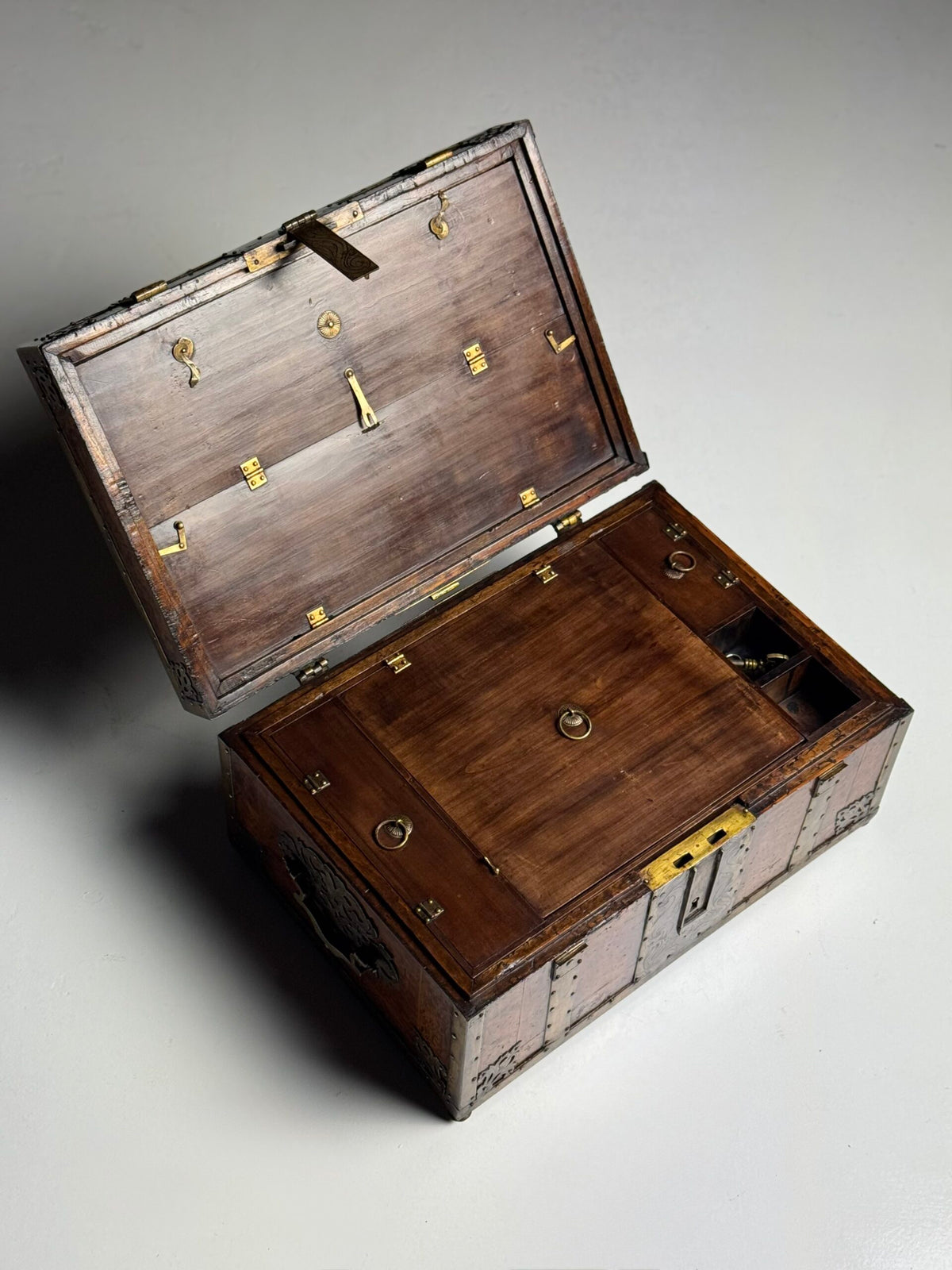 English Strongbox with Asian Interior and Double Bottom, c. 1700, photo 9
