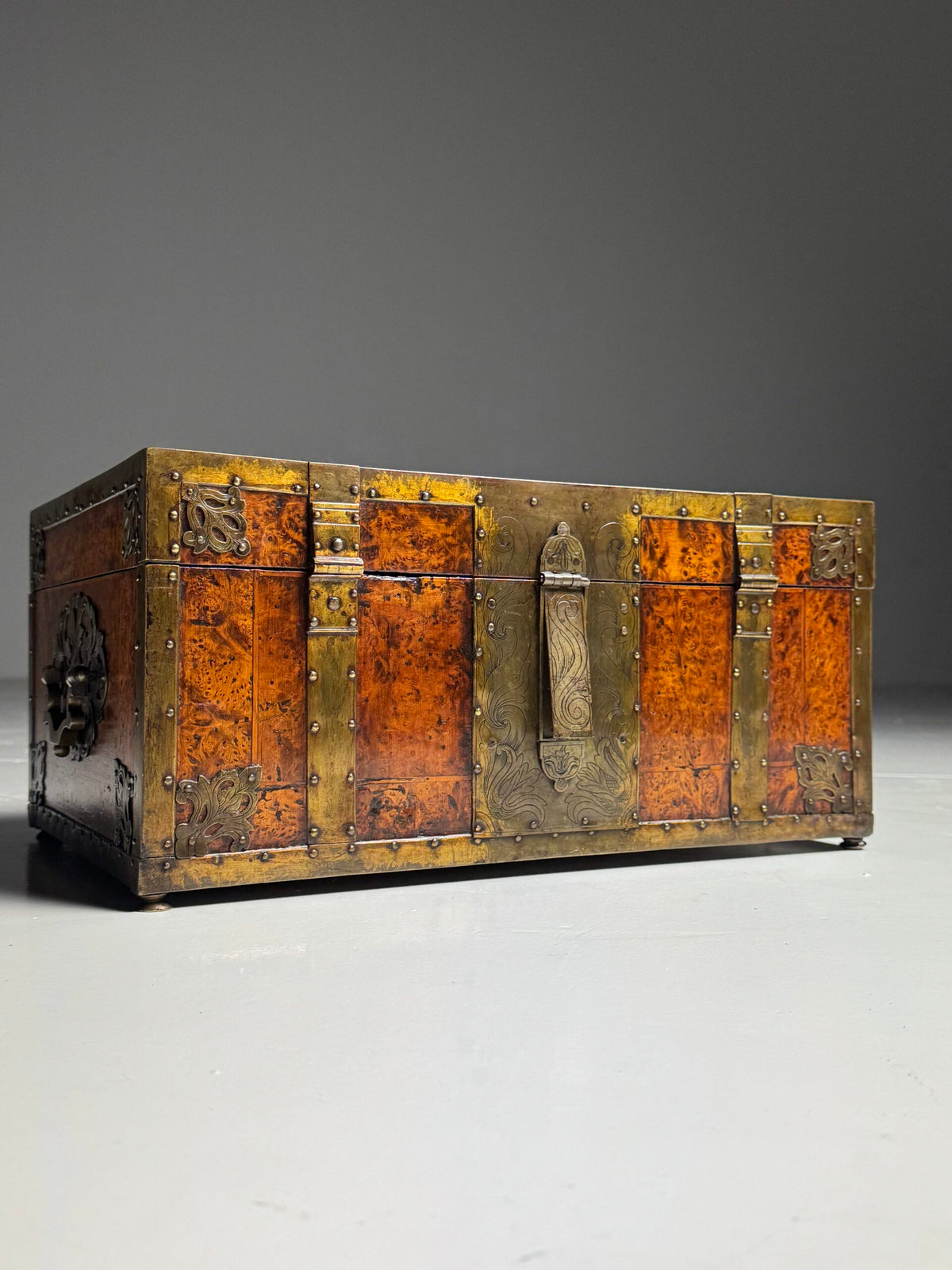 English Strongbox with Asian Interior and Double Bottom, c. 1700, photo 1