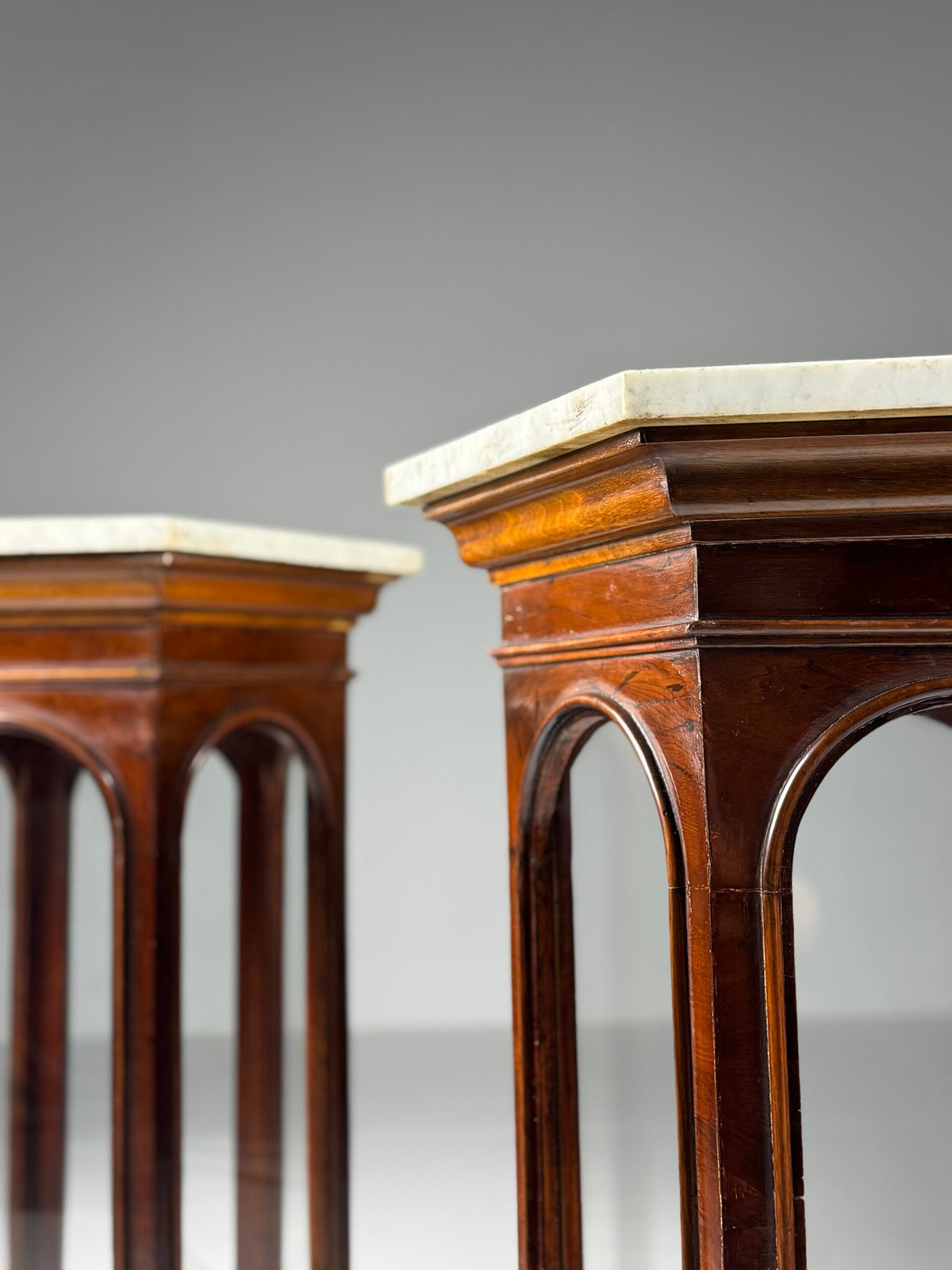 Pair of Octagonal Display Cabinets with Marble Tops, 19th Century, photo 13