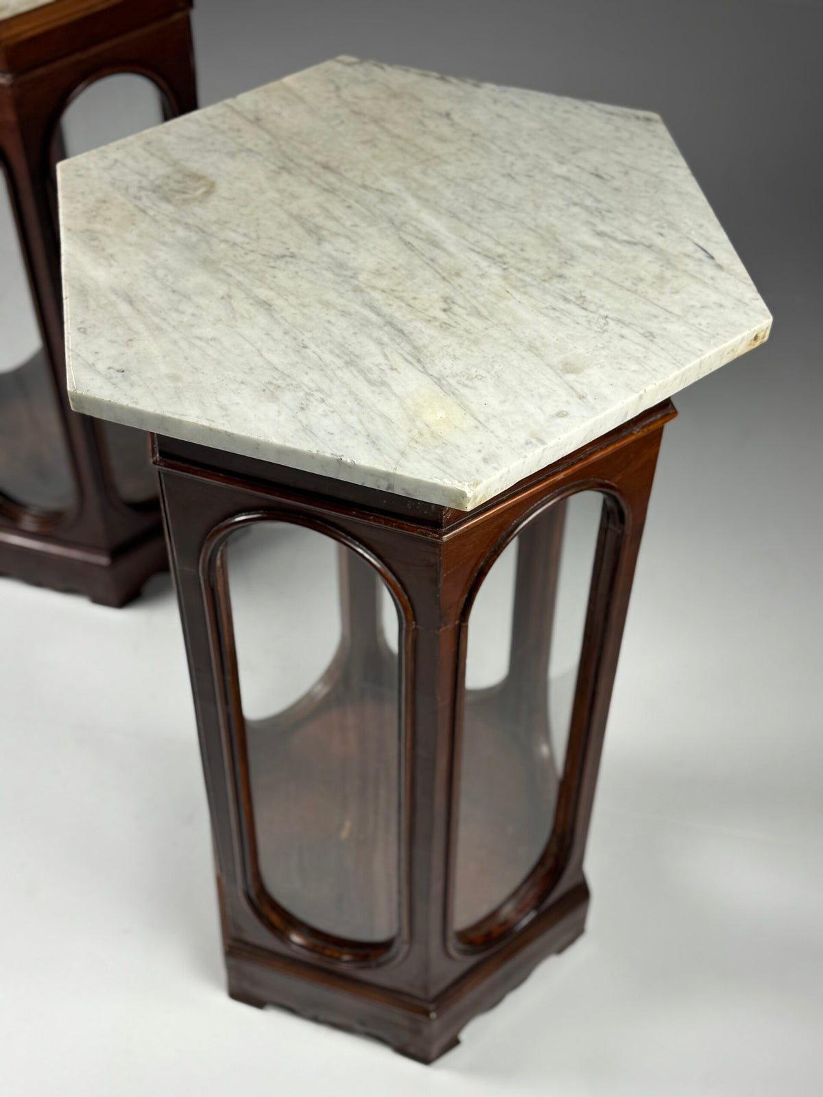 Pair of Octagonal Display Cabinets with Marble Tops, 19th Century, photo 10