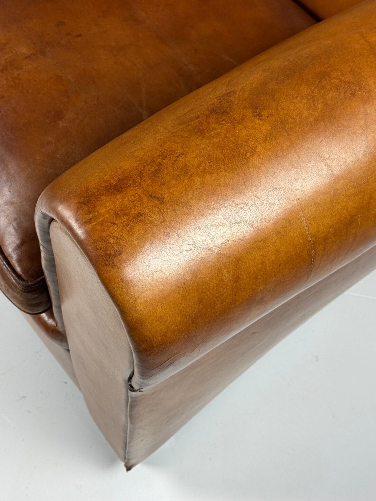 Pair of Bart van Bekhoven Sheepskin Club Chairs, photo 22