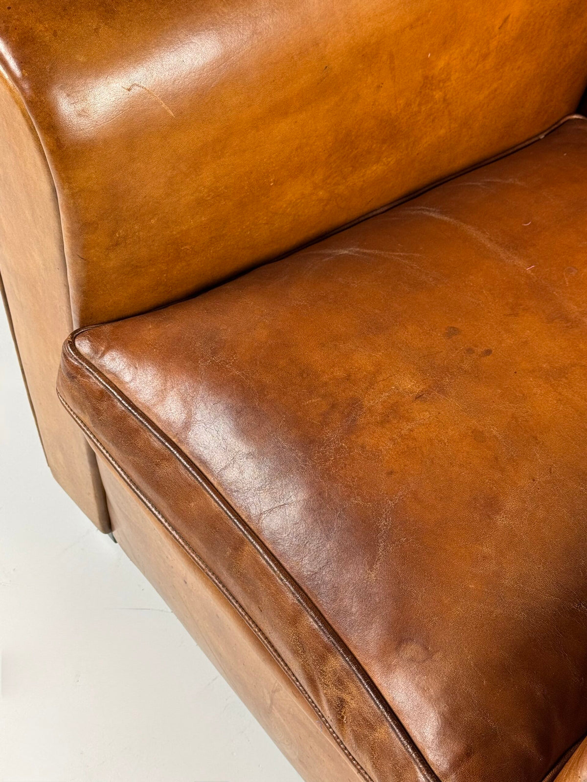 Pair of Bart van Bekhoven Sheepskin Club Chairs, photo 20