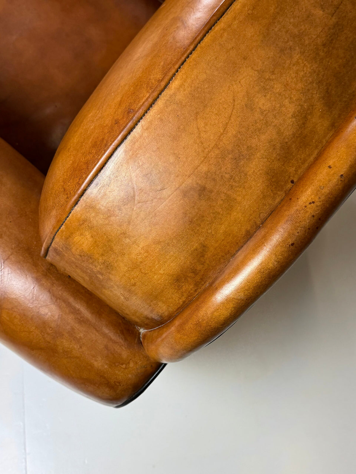 Pair of Bart van Bekhoven Sheepskin Club Chairs, photo 16