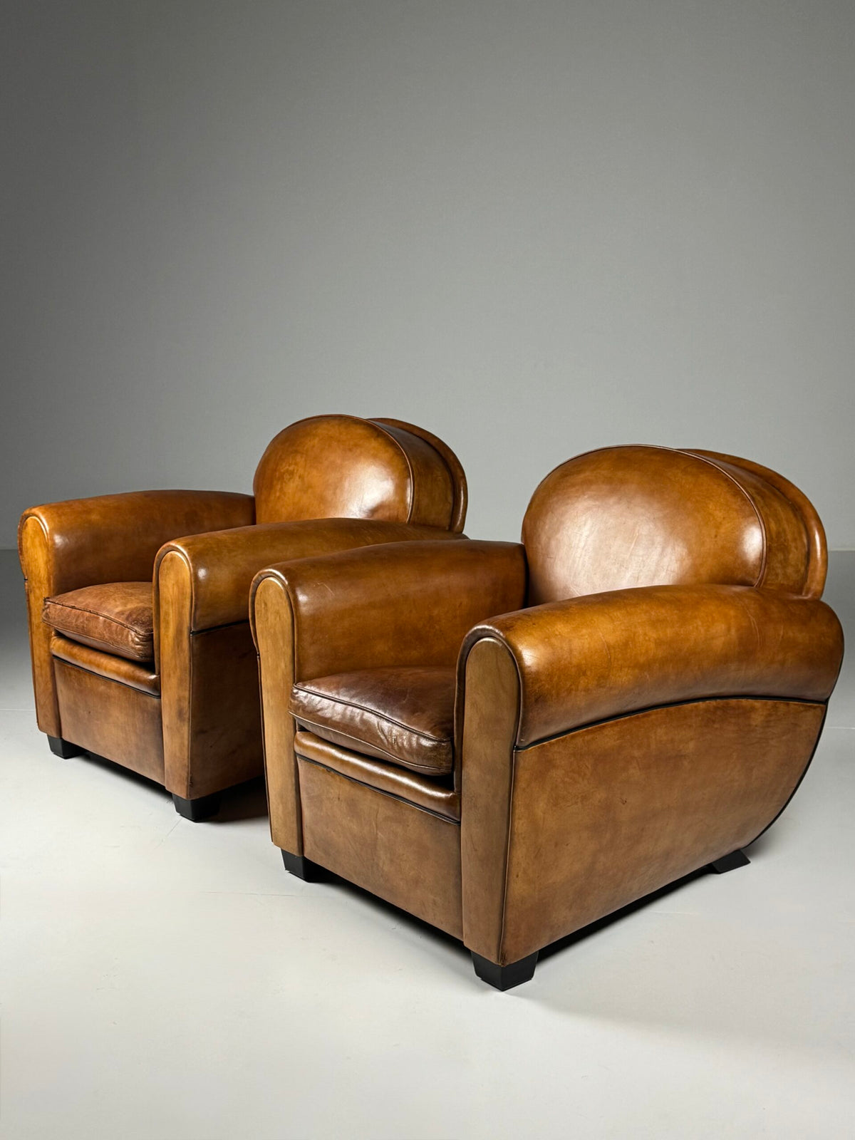 Pair of Bart van Bekhoven Sheepskin Club Chairs, photo 10