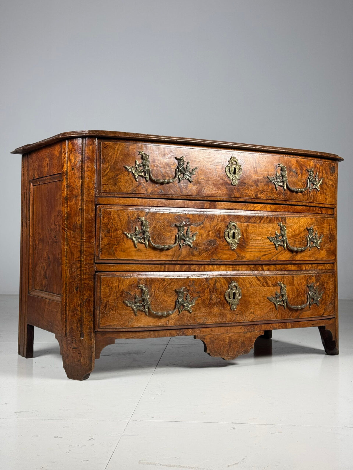Large French Commode with Three Drawers, 18th Century, photo 32