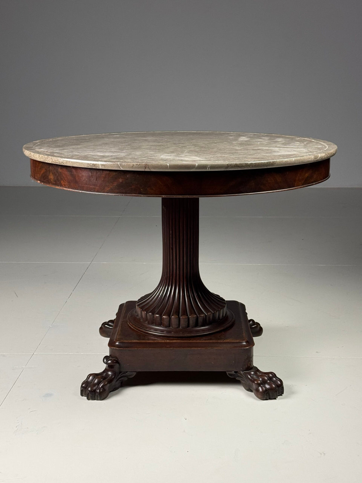 Early 19th Century French Mahogany Center Table with Claw Feet, photo 22