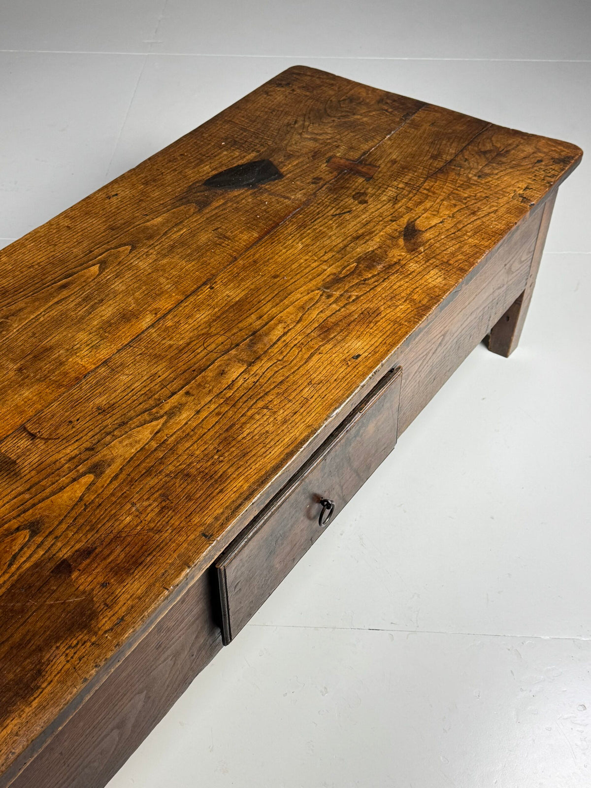 Spanish Walnut Coffee Table or TV Unit with Three Drawers, 18th Century, photo 9