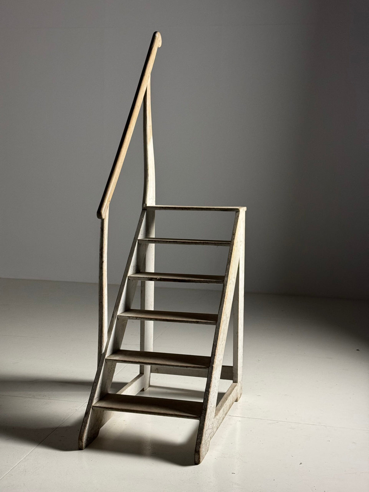 French Library Steps in Original Grey Paint, Early 20th Century, photo 4