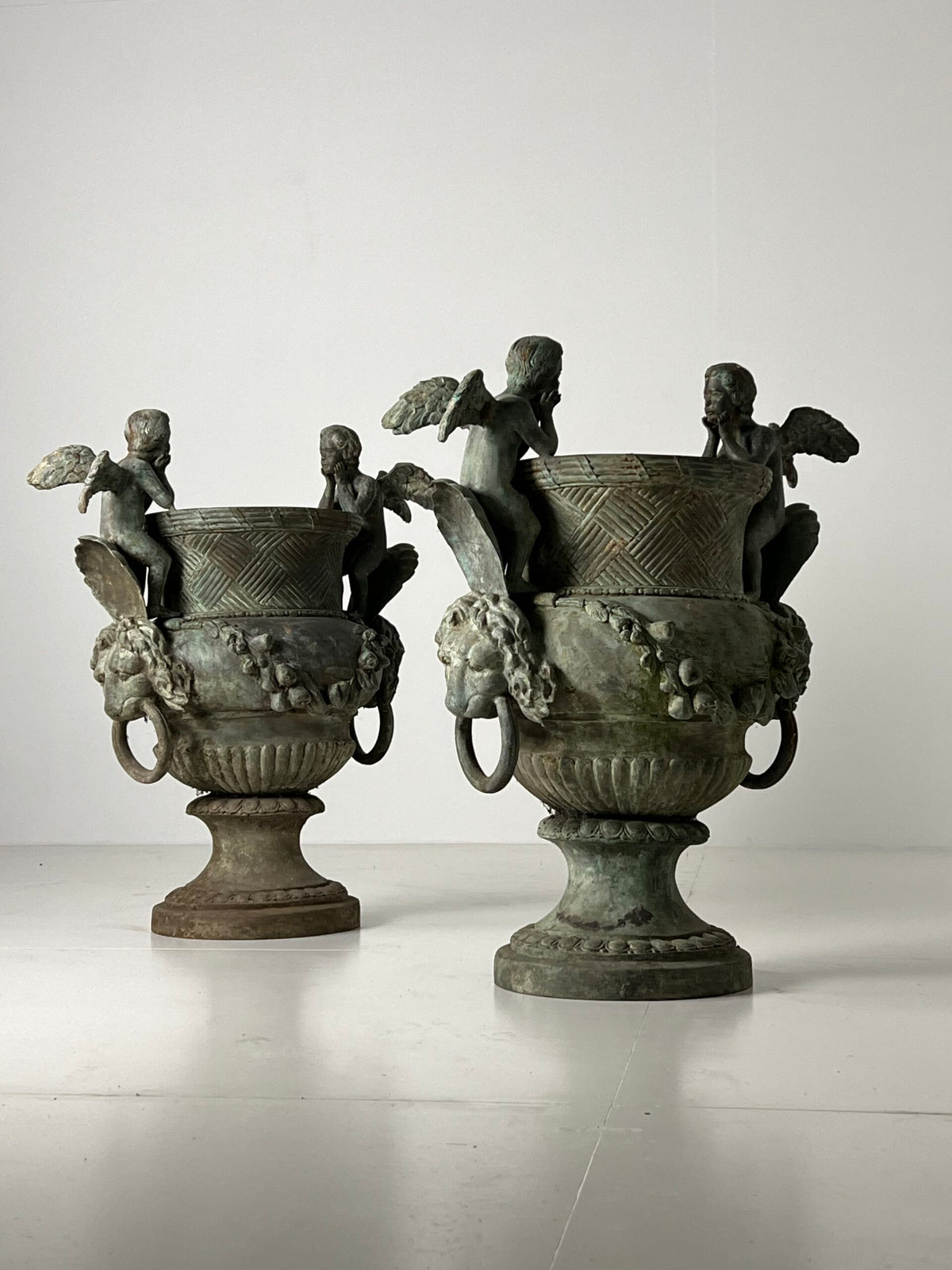 Pair of Large Bronze Garden Urns with Seated Angels, photo 1
