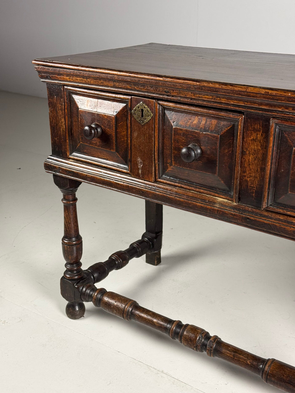 English Oak Dresser Base, c. 1800, photo 5