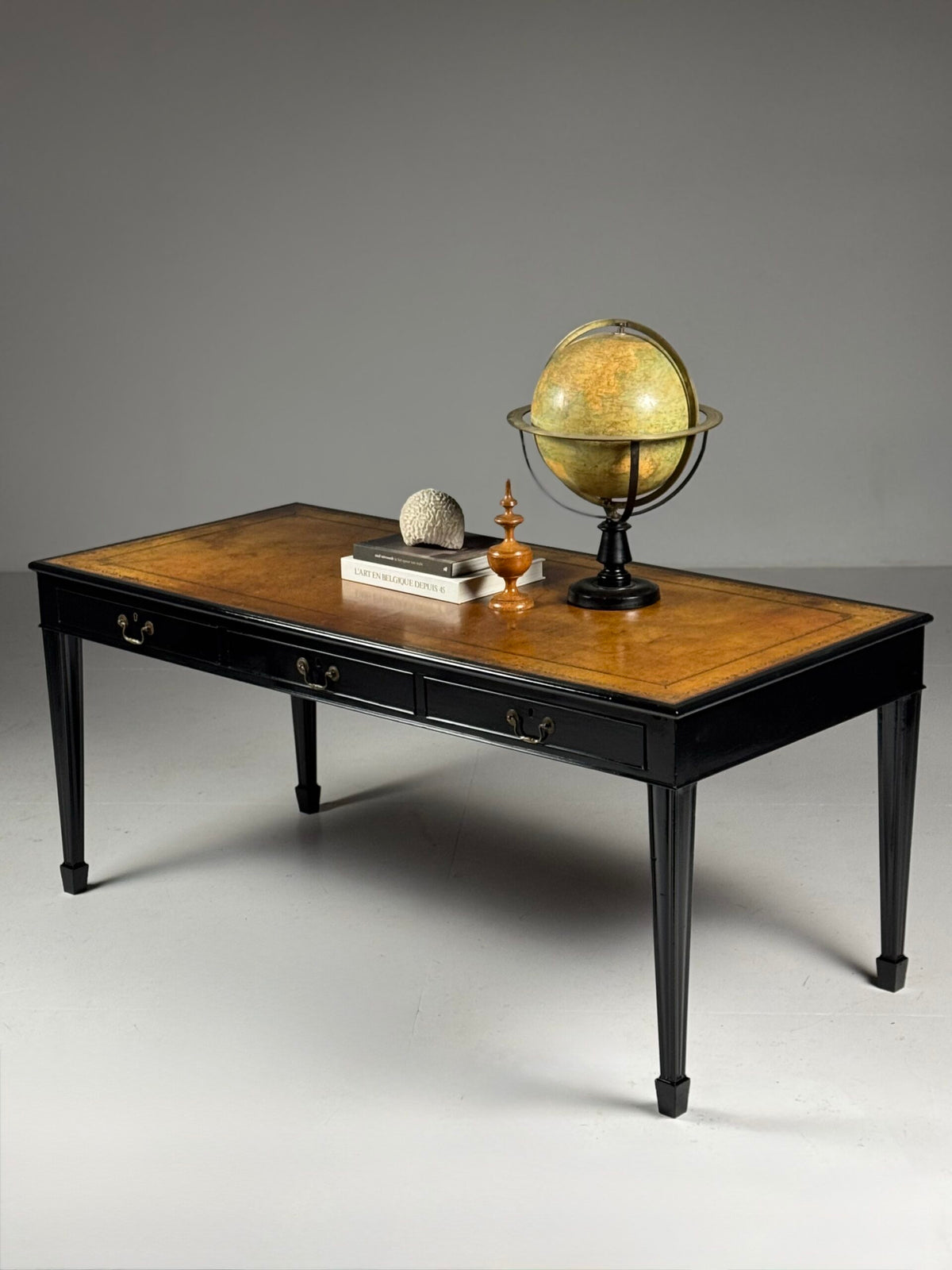 English Black Lacquered Mahogany Writing Table, Late 19th Century, photo 1