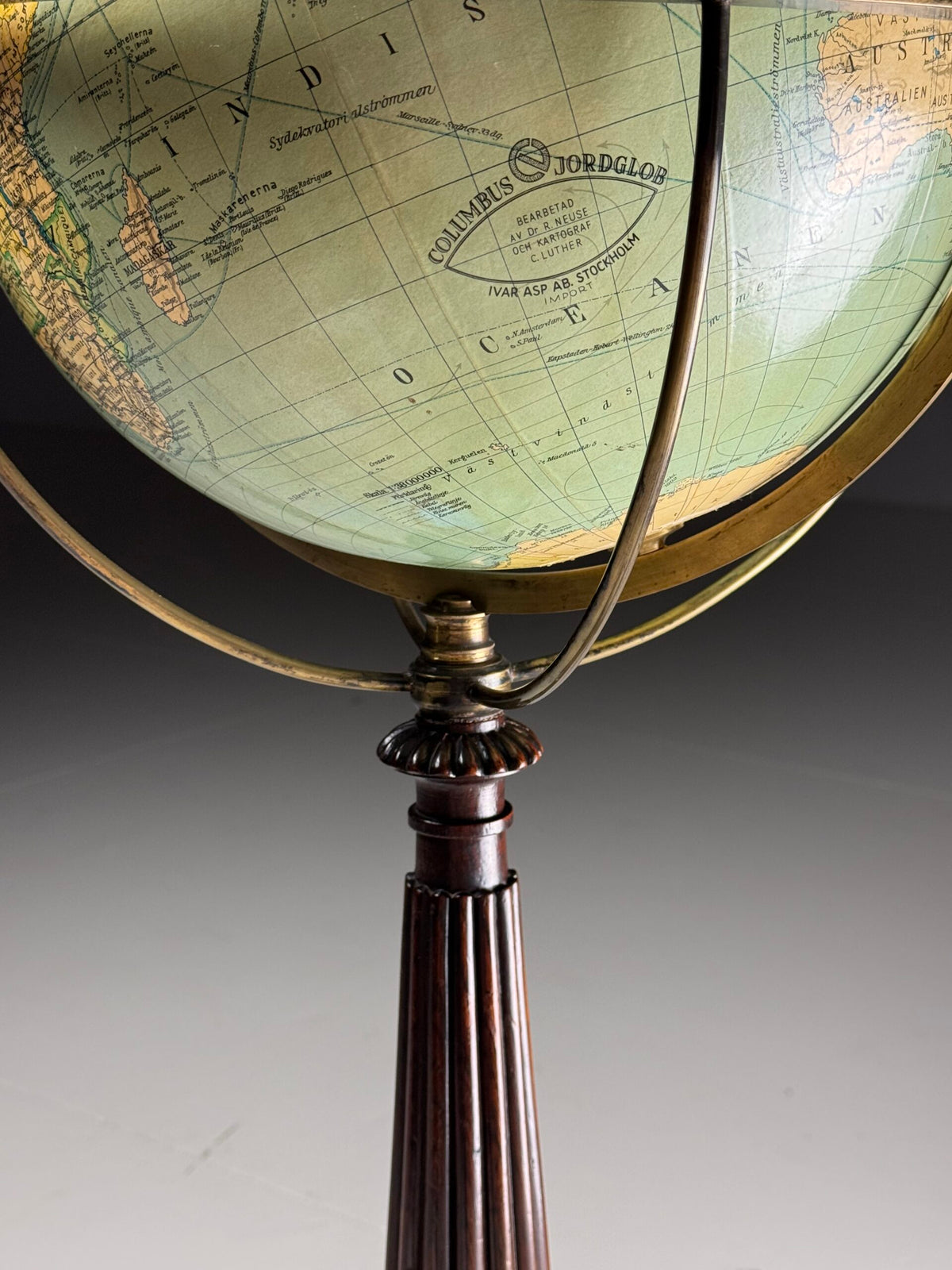 William IV Rosewood Terrestrial Globe on Stand, Early 19th Century, photo 9