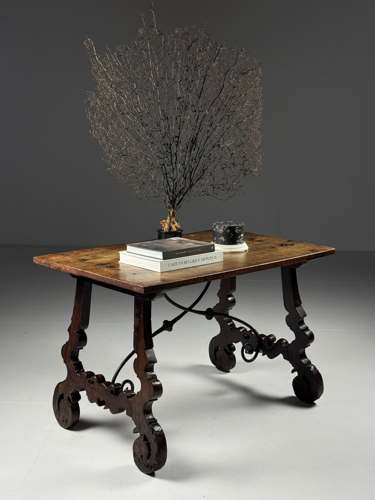 Spanish Solid Walnut Table, 18th Century, photo 1