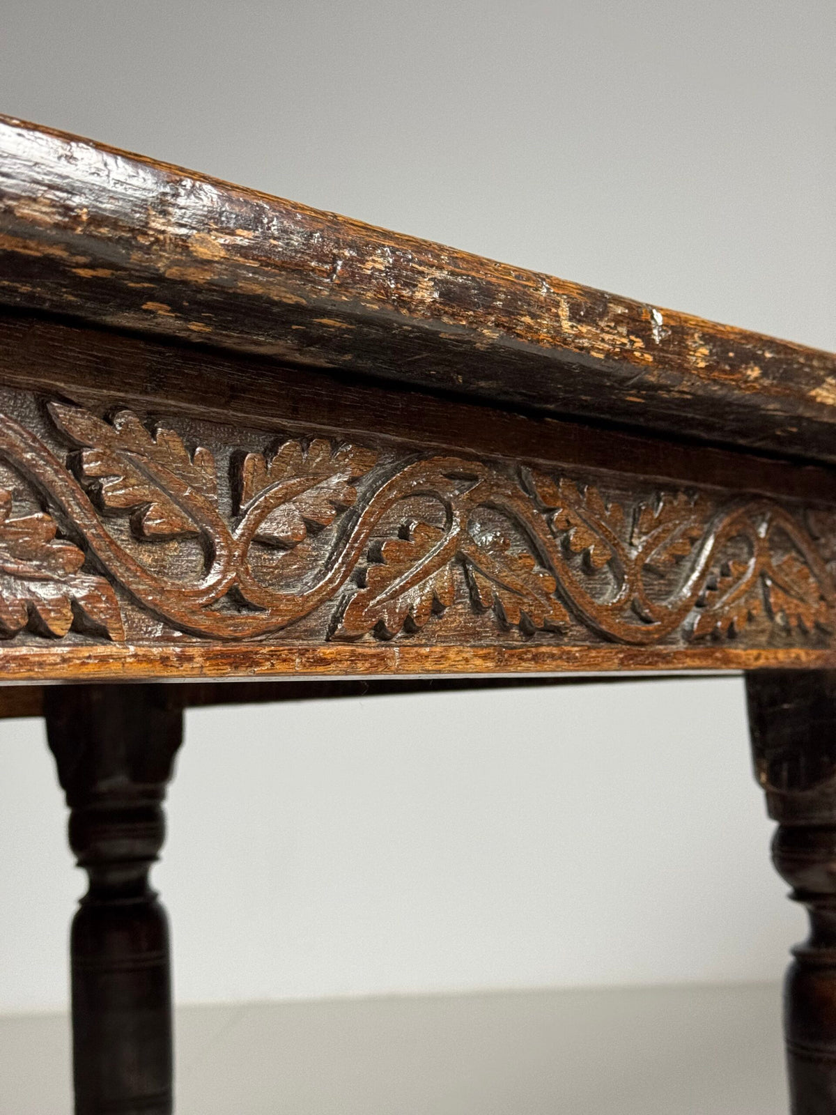 17th Century Oak Refectory Table with Carved Leaf Rail, photo 4
