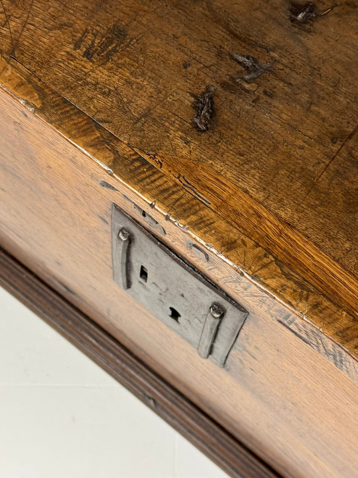 Large Spanish Walnut Chest, 18th Century, photo 22