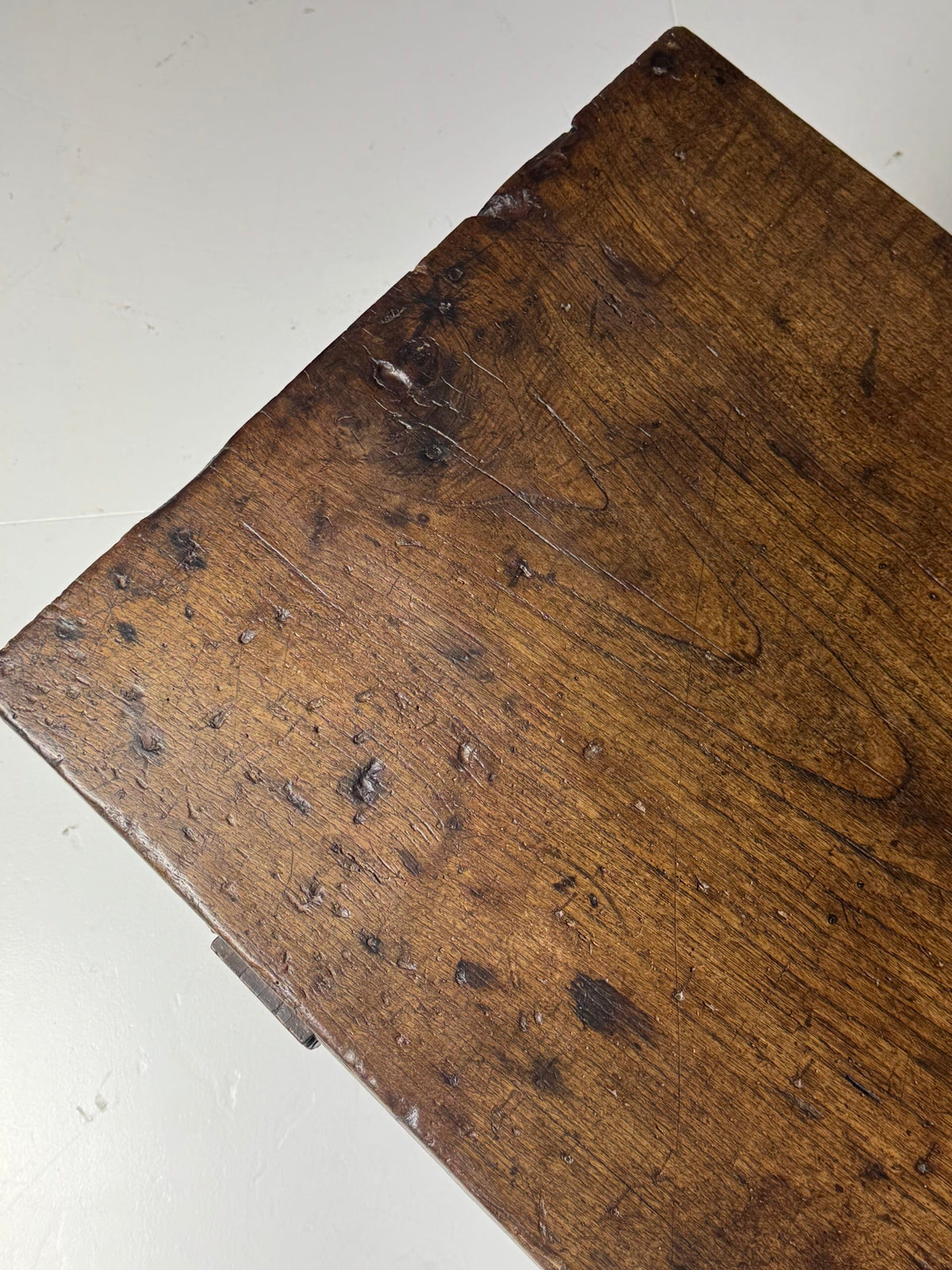 Very Long Spanish Walnut Coffee Table, 18th Century, 216 cm, photo 4