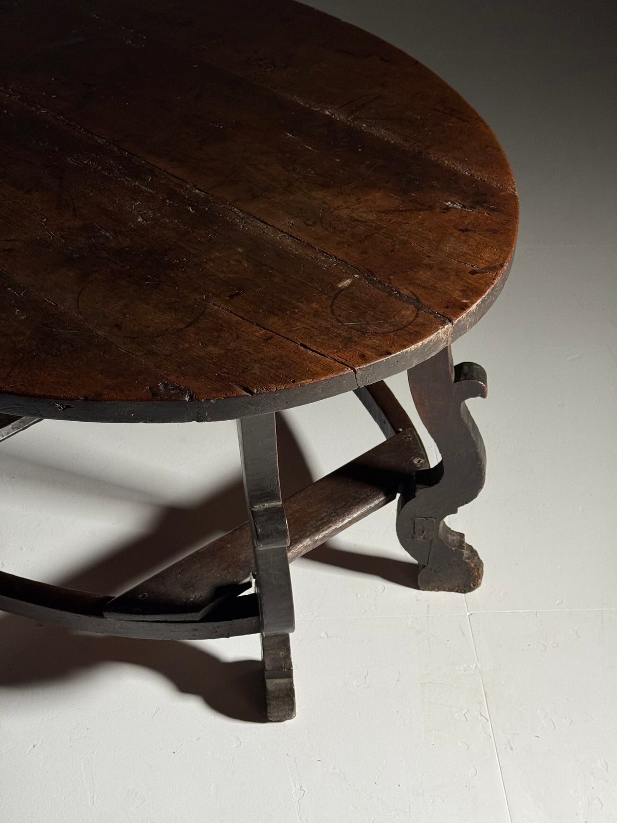 North Italian Walnut Center Table, Mid 17th Century, photo 20