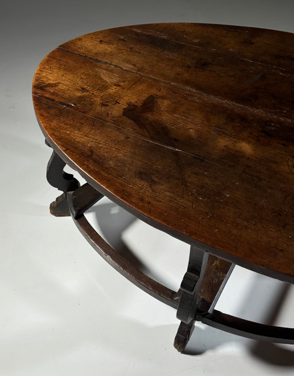 North Italian Walnut Center Table, Mid 17th Century, photo 17