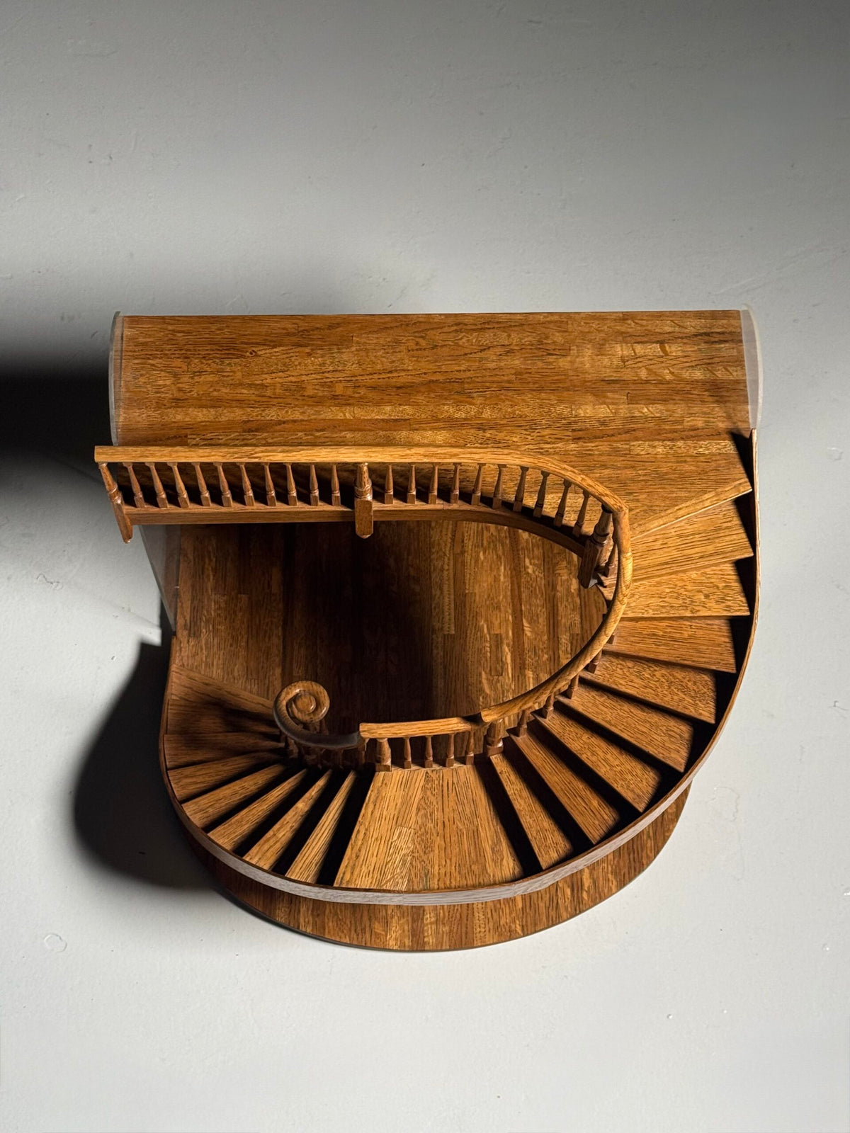 Architectural Staircase Scale Model with Inlaid Floor, London, photo 11