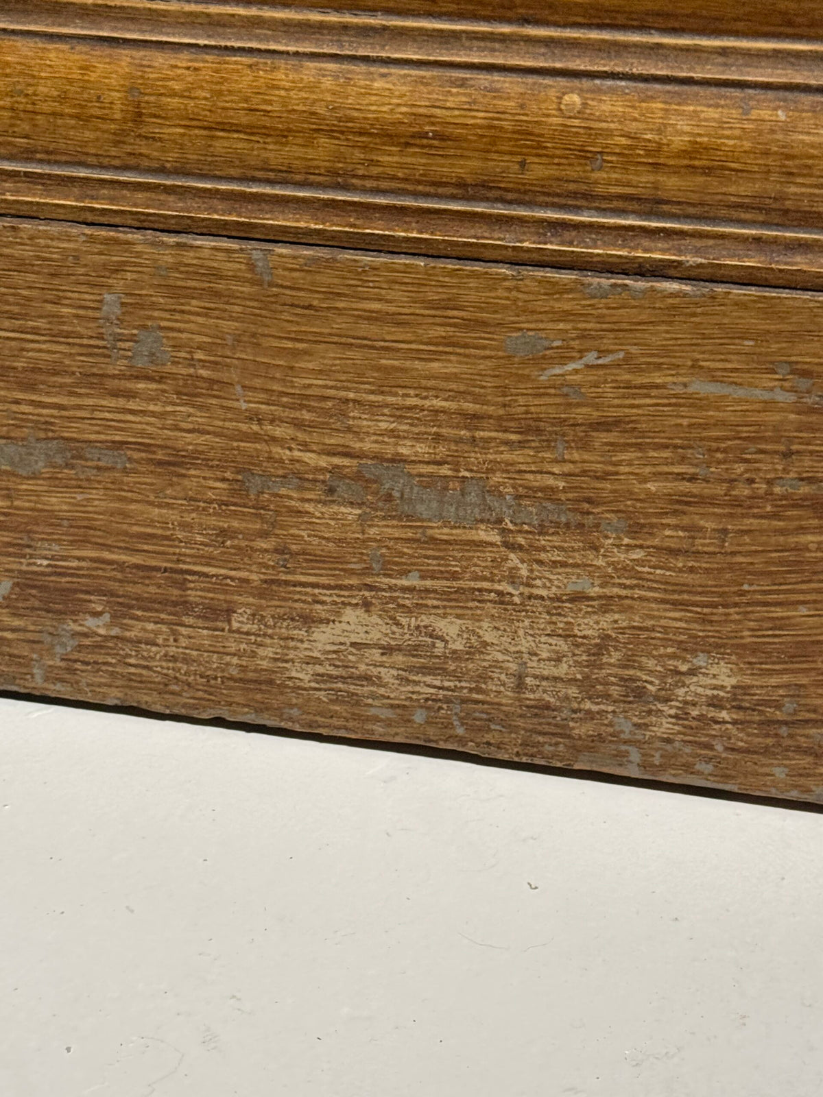Classic Wooden Column Pedestal Painted Faux Bois Oak, 20th Century, photo 11