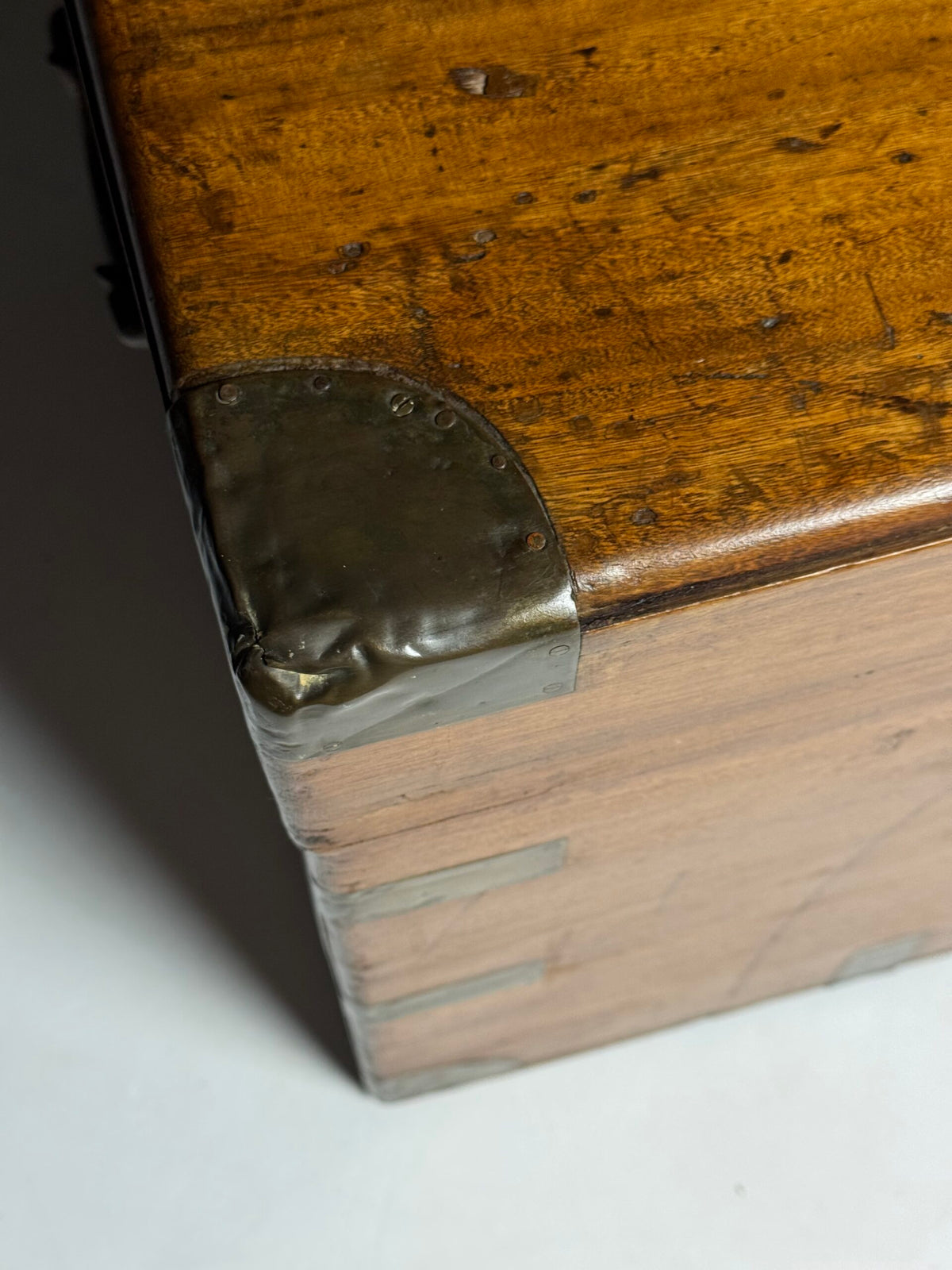 English Camphor Wood Campaign or Maritime Chest, 19th Century, photo 11