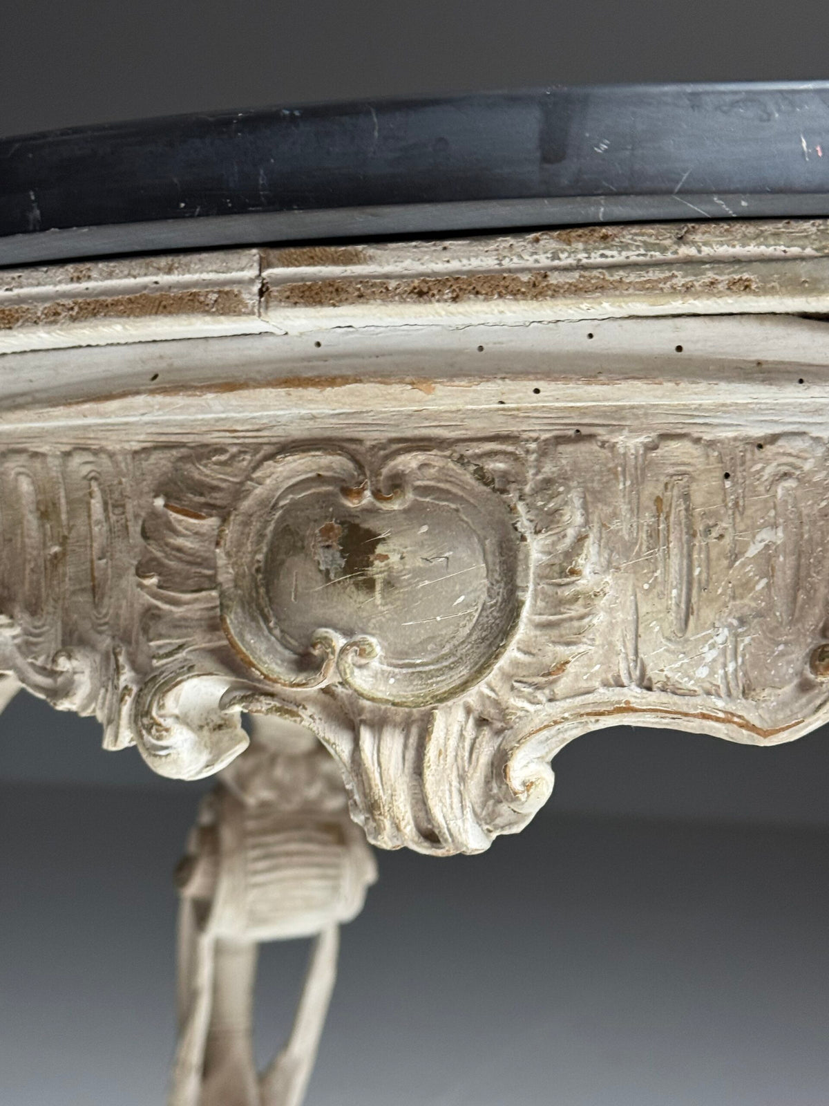 French Carved Side Table with Black Marble Top, Early 19th Century, photo 6