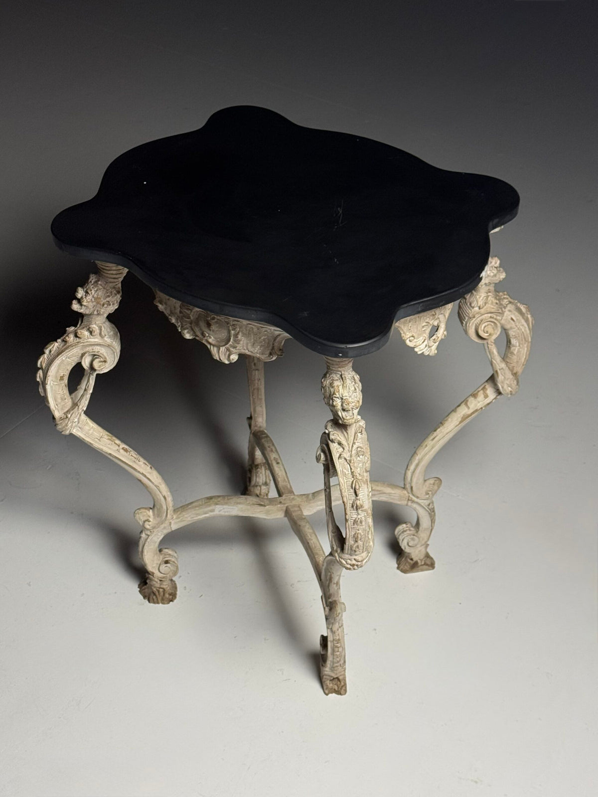 French Carved Side Table with Black Marble Top, Early 19th Century, photo 4