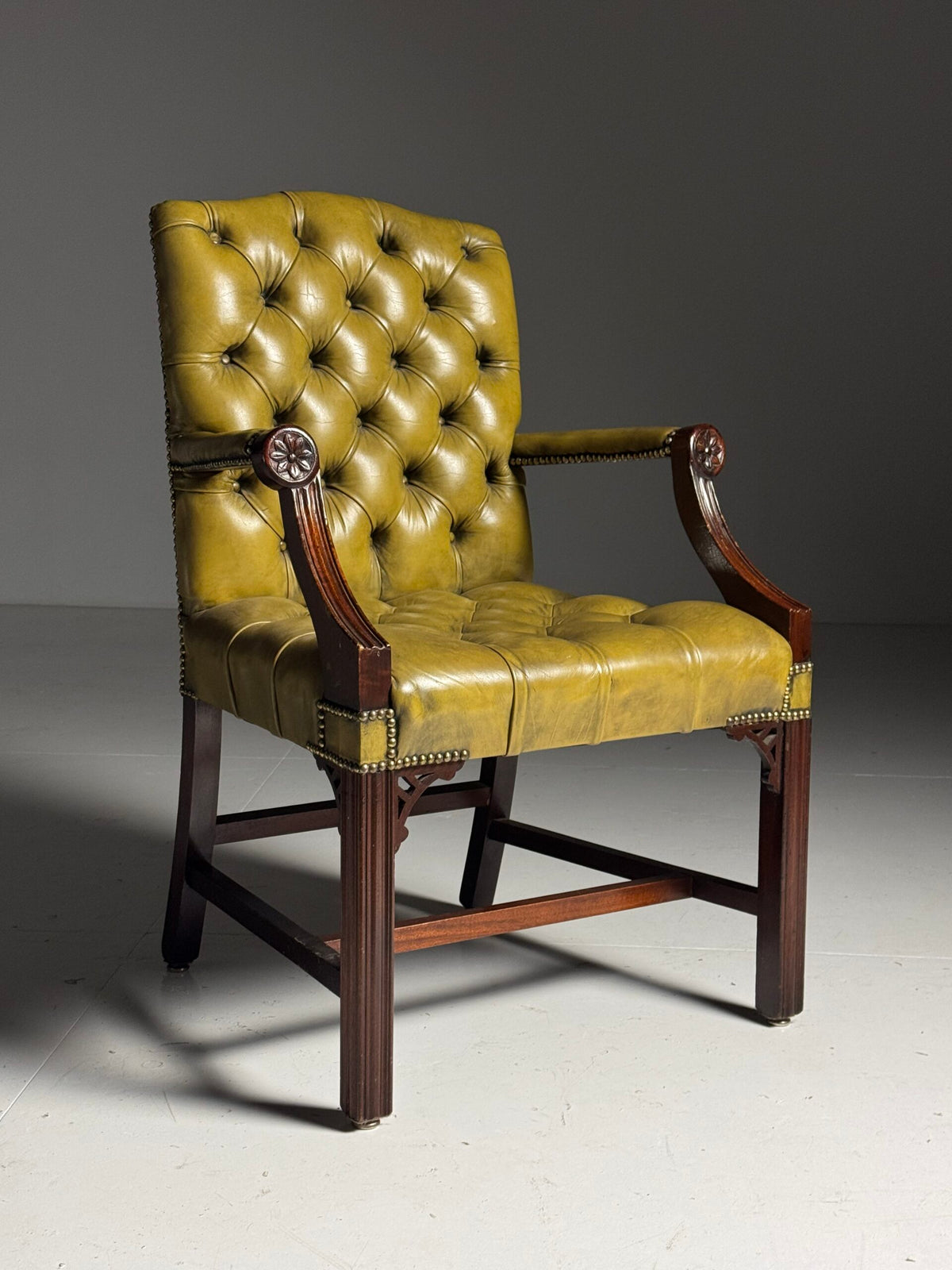 Mid 20th Century Green Leather Buttoned Desk Armchair, photo 10