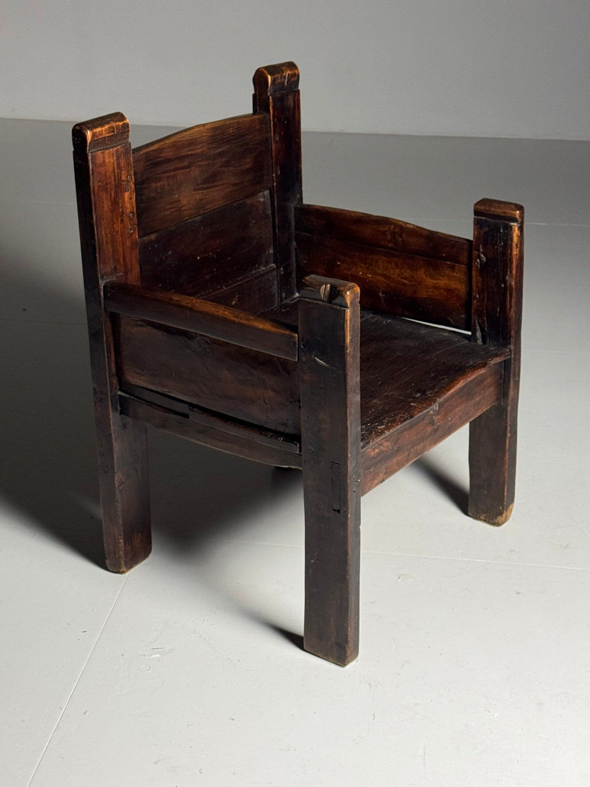 Large Spanish Walnut Chair, 18th Century, photo 10