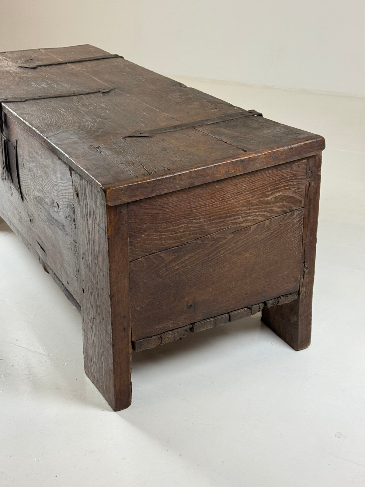 Oak Plank Chest (Stollentruhe), Early 17th Century, photo 17
