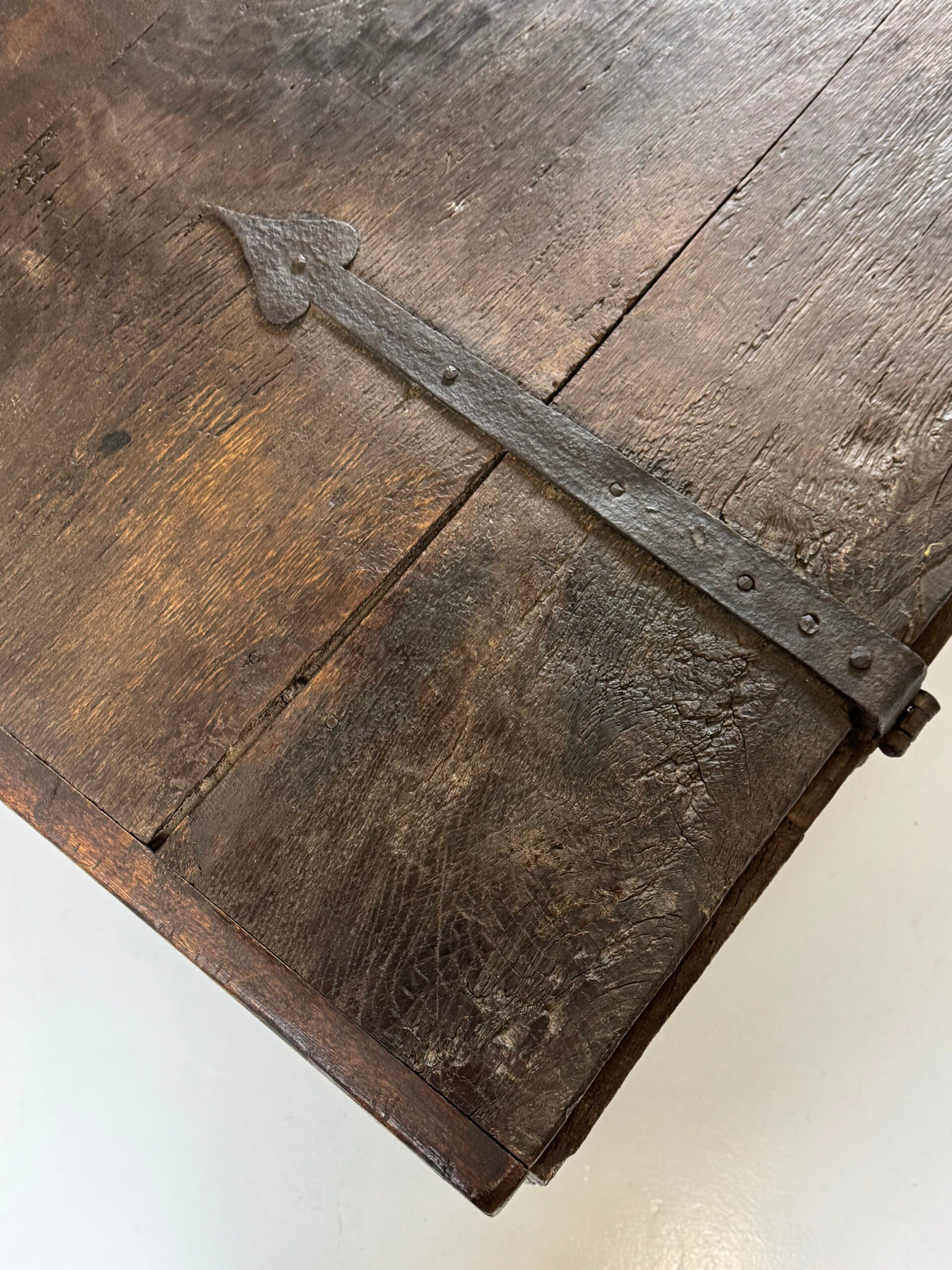 Oak Plank Chest (Stollentruhe), Early 17th Century, photo 12