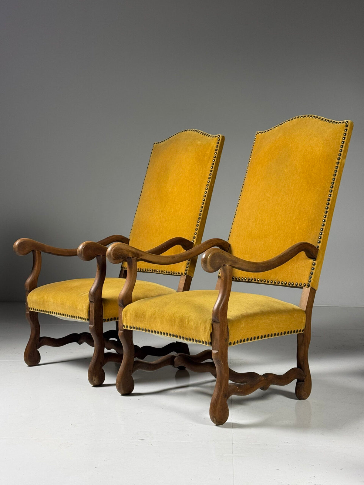 Set of Four Os de Mouton Armchairs in Yellow Velvet, France, photo 2