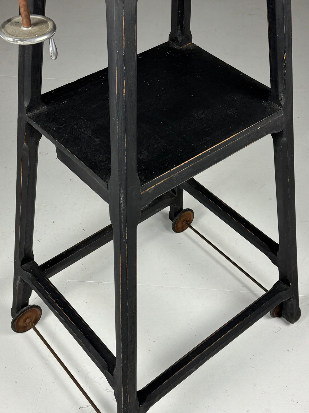French Black Painted Sculpture Stand on Wheels, Mid to Late 20th Century, photo 9