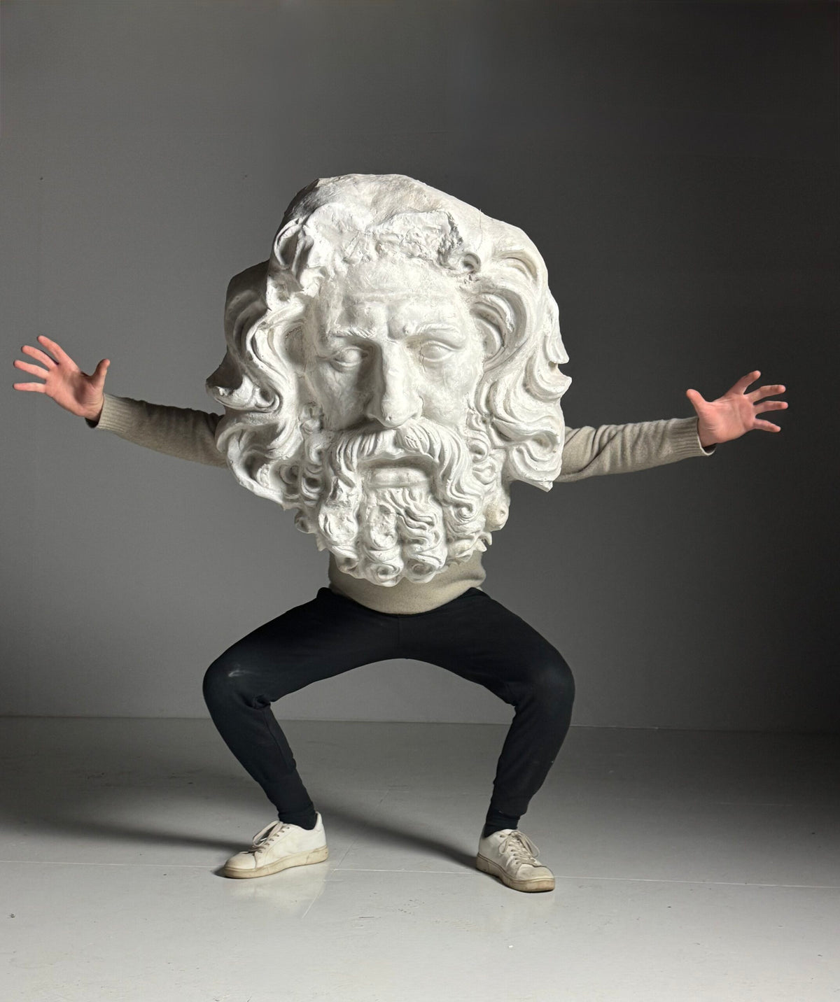 Gigantic Oversized Plaster Head of Zeus, photo 2
