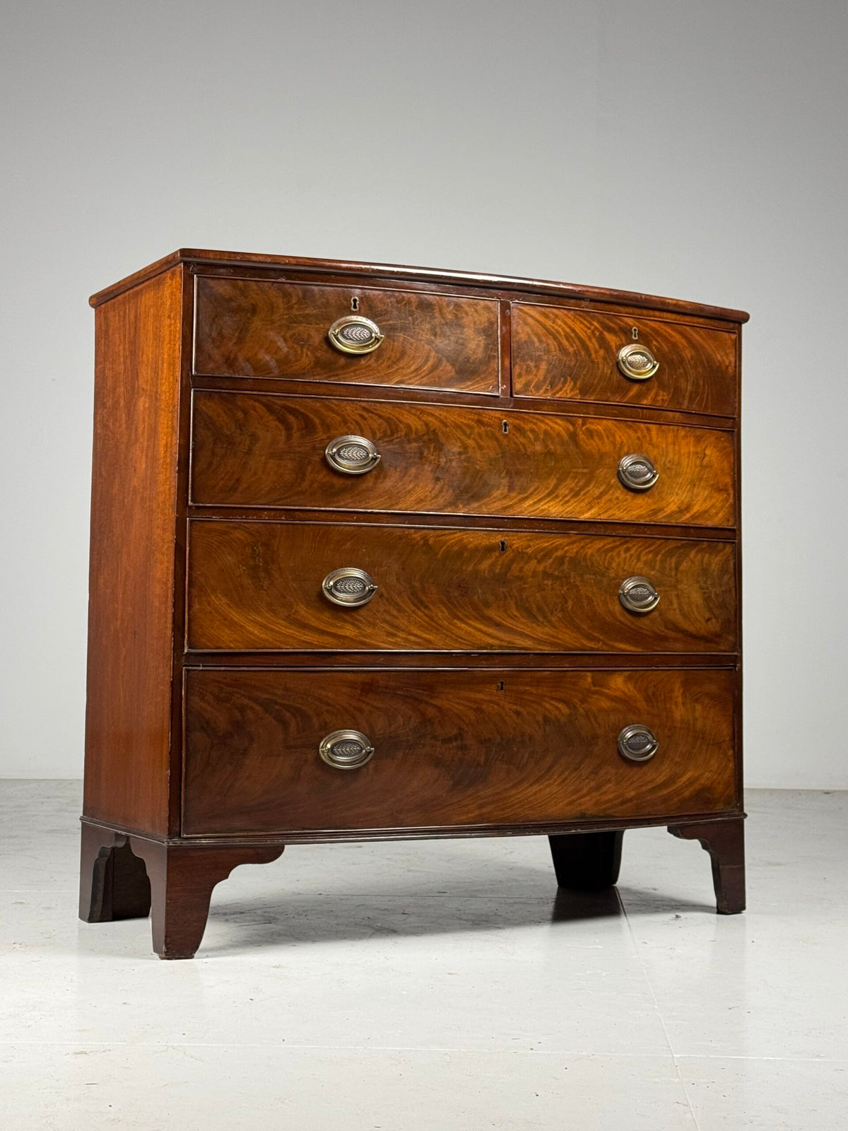 Mahogany Bowfront Chest of Drawers, England, Late 19th Century, photo 12