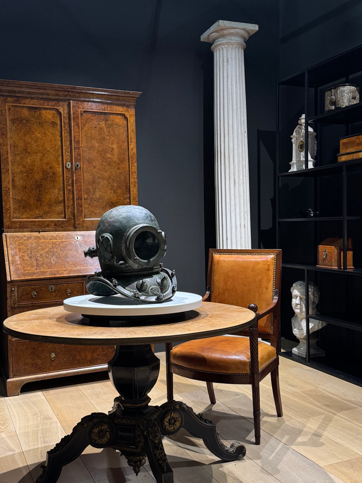 Rietveld Antiques showroom